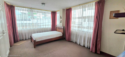 SE VENDE DEPARTAMENTO SECTOR MONTESERRIN.