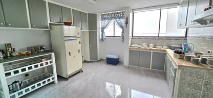 SE VENDE DEPARTAMENTO SECTOR MONTESERRIN.