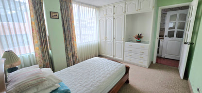 SE VENDE DEPARTAMENTO SECTOR MONTESERRIN.