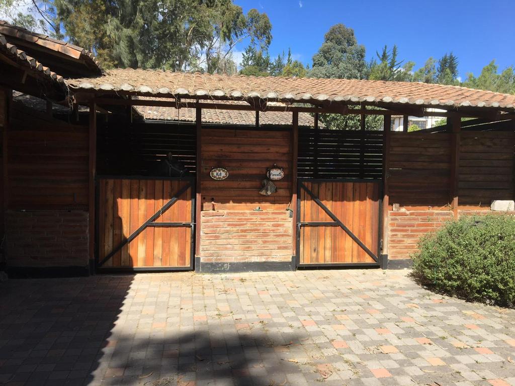 Se Vende Hacienda - Quinta Sector Entre Yaruqui y Checa