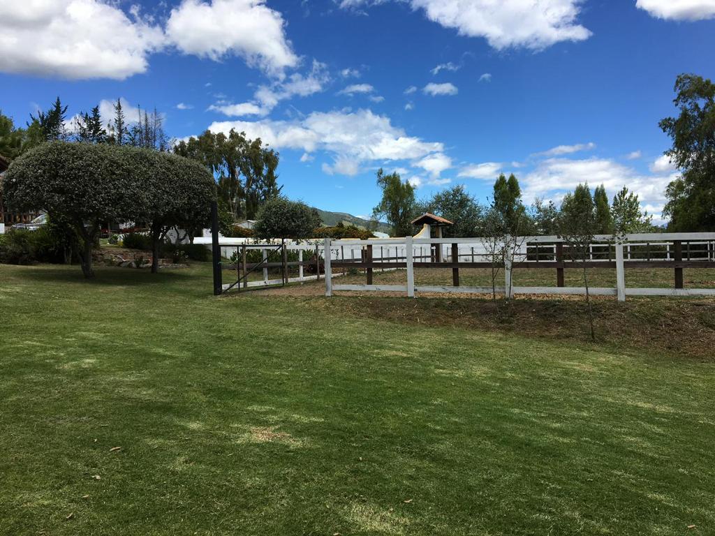 Se Vende Hacienda - Quinta Sector Entre Yaruqui y Checa