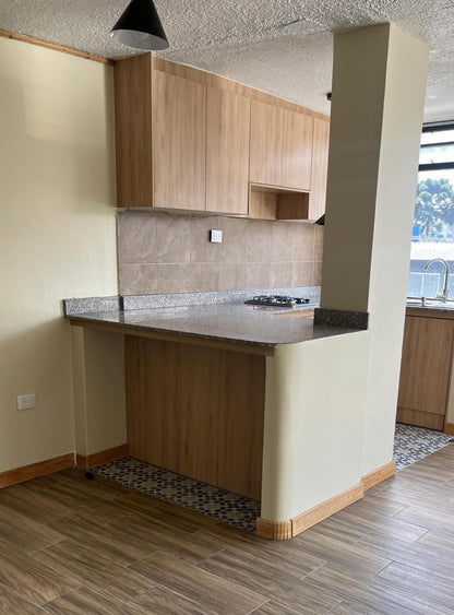 SE VENDE SUITE EN LAS CALLES JOSE CALAMA Y JUAN LEON MERA