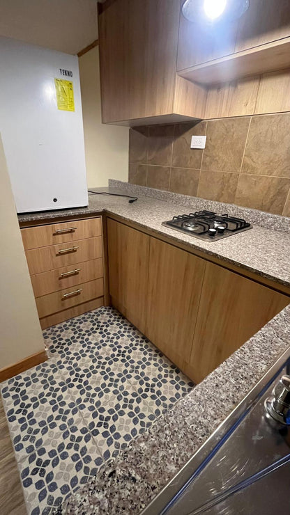 SE VENDE SUITE EN LAS CALLES JOSE CALAMA Y JUAN LEON MERA