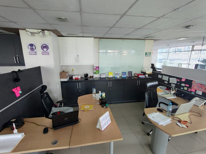 SE VENDE OFICINA SECTOR PLAZA ARGENTINA