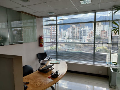 SE VENDE OFICINA SECTOR PLAZA ARGENTINA