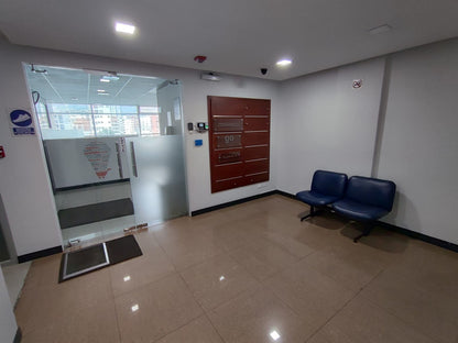 SE VENDE OFICINA SECTOR PLAZA ARGENTINA