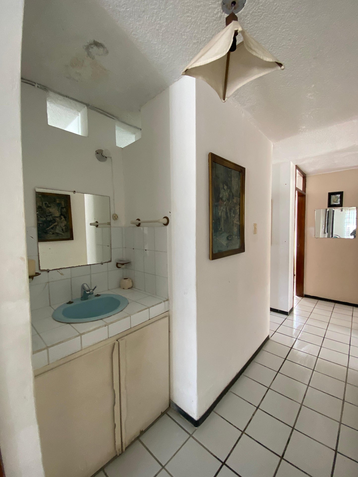 SE VENDE DEPARTAMENTO AMOBLADO EN TONSUPA PROVINCIA DE ESMERALDAS.