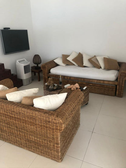 SE VENDE CASA EN LA PROVINCIA DE MANABI, A 9 KM DE PEDERNALES