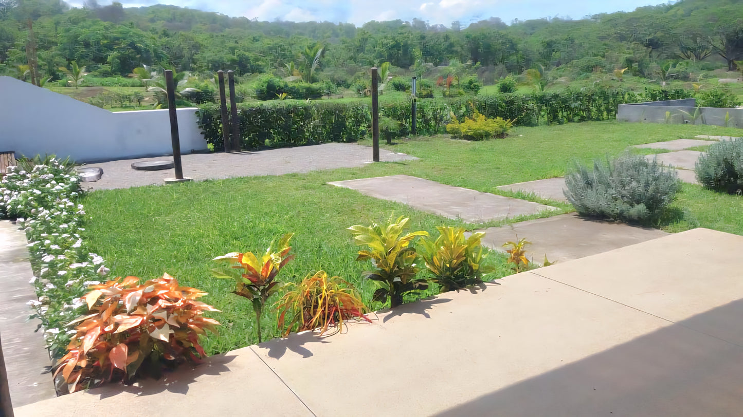 SE VENDE CASA EN LA PROVINCIA DE MANABI, A 9 KM DE PEDERNALES
