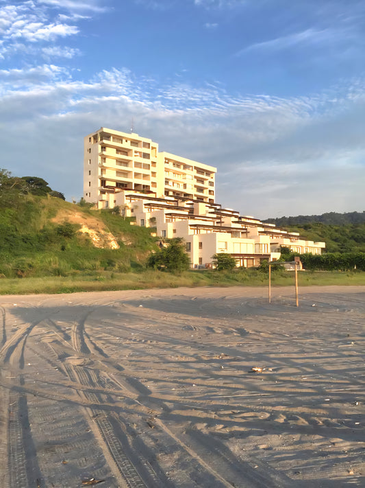 SE VENDE CASA EN LA PROVINCIA DE MANABI, A 9 KM DE PEDERNALES