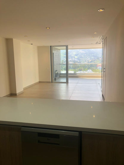 SE VENDE O SE ARRIENDA DEPARTAMENTO SECTOR CUMBAYÁ