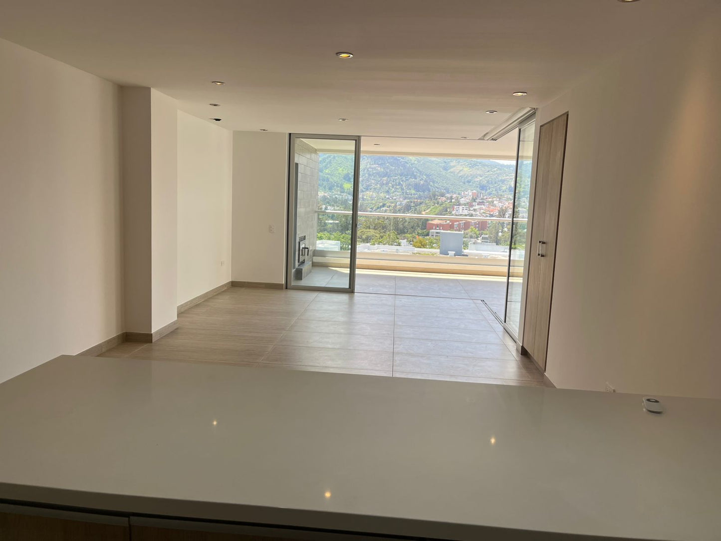 SE VENDE O SE ARRIENDA DEPARTAMENTO SECTOR CUMBAYÁ