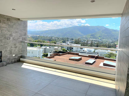 SE VENDE DEPARTAMENTO EN CUMBAYÁ