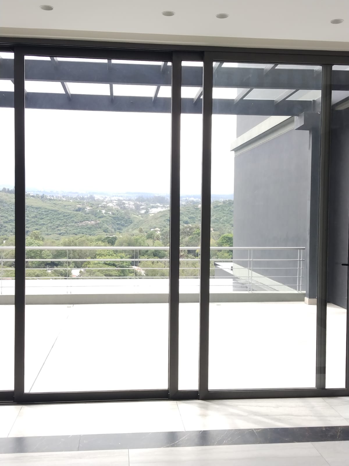 SE VENDE PENTHOUSE EN CUMBAYÁ SECTOR PILLAGUA .