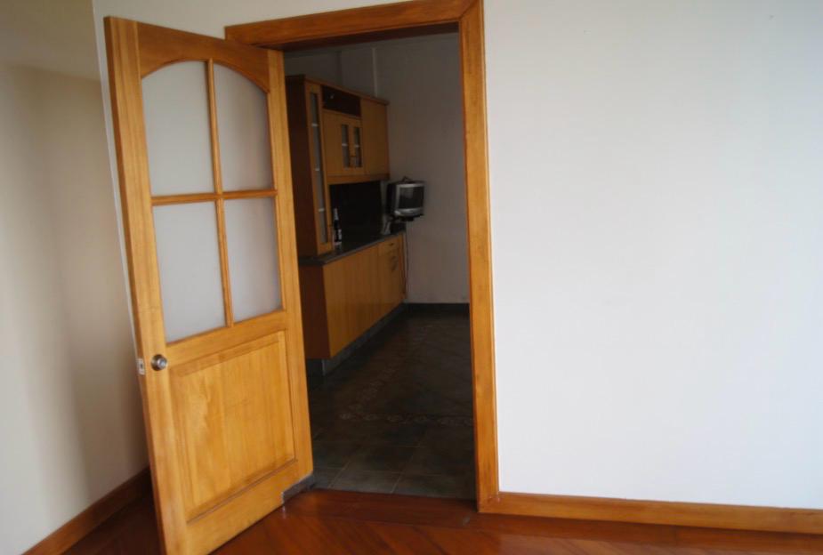 SE VENDE CASA EN CUMBAYÁ