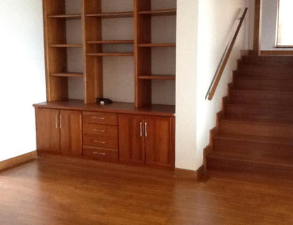 SE VENDE CASA EN CUMBAYÁ