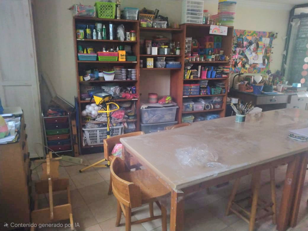 SE ARRIENDA CASA COMERCIAL PARA OFICINAS O NEGOCIO SECTOR WHYMPER.