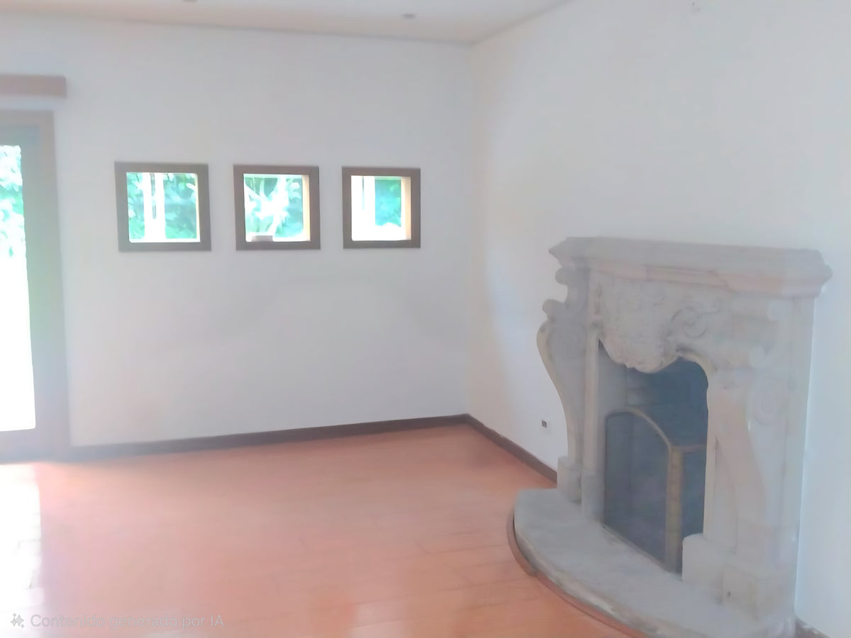 SE ARRIENDA CASA COMERCIAL PARA OFICINAS O NEGOCIO SECTOR WHYMPER.