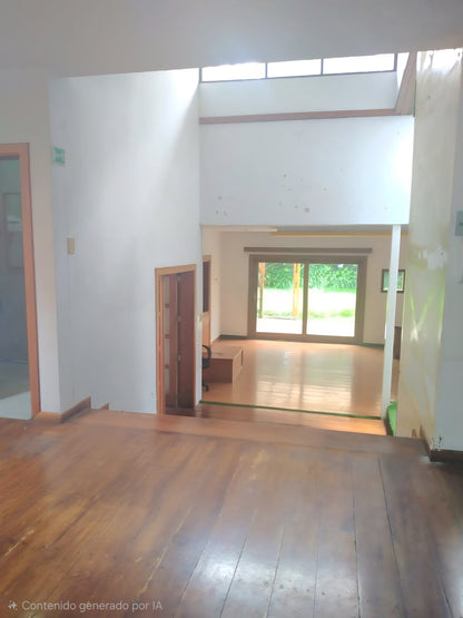 SE ARRIENDA CASA COMERCIAL PARA OFICINAS O NEGOCIO SECTOR WHYMPER.