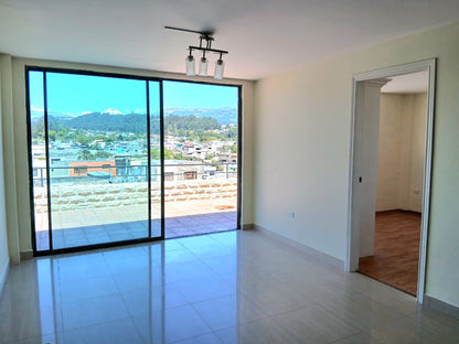 SE VENDE DEPARTAMENTO EN SANGOLQUI SECTOR SELVA ALEGRE.