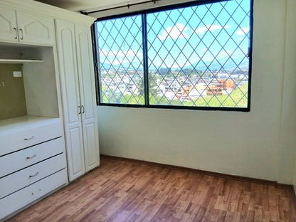 SE VENDE DEPARTAMENTO EN SANGOLQUI SECTOR SELVA ALEGRE.
