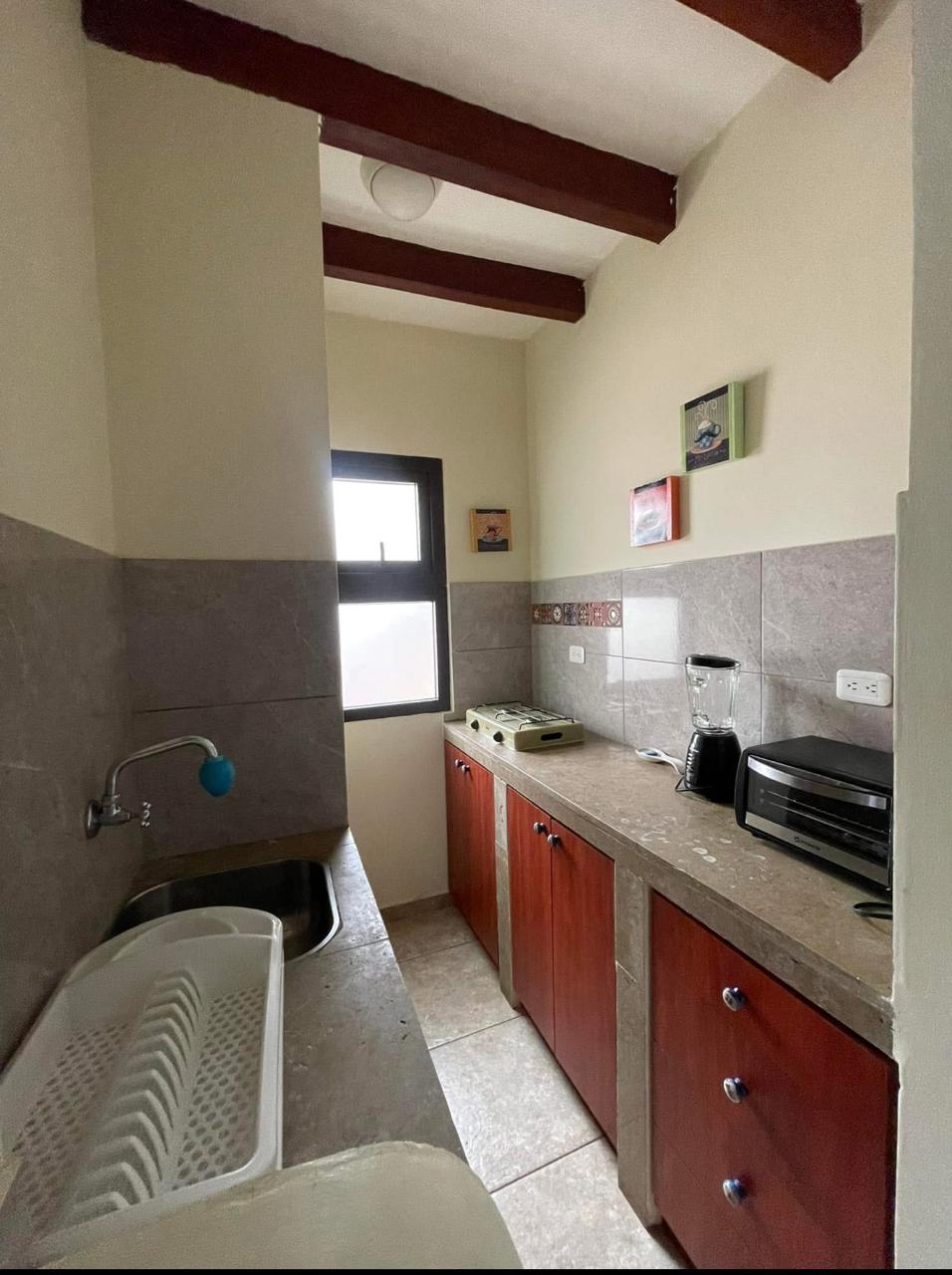 SE ARRIENDA SUITE EN TUMBACO