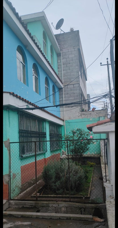 SE VENDE CASA O TERRENO SECTOR REAL AUDIENCIA - BARRIO LA OFELIA - PARROQUIA PONCEANO