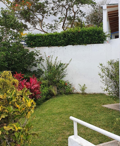 SE VENDE CASA EN EL SECTOR DE CASABLANCA - SAME - PROVINCIA DE ESMERALDAS.