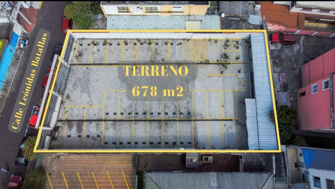 SE VENDE TERRENO SECTOR HOSPITAL BACA ORTIZ, A UNA CUADRA DE LA AV. 6 DE DICIEMBRE.