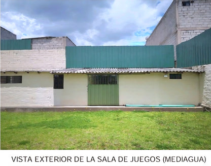 SE VENDE CASA EN CALDERÓN
