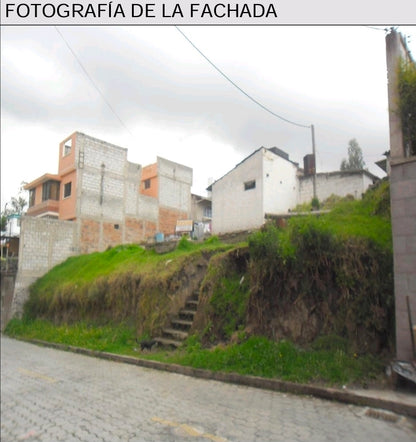 SE VENDE TERRENO SECTOR LOMAS DE MONTESERRIN