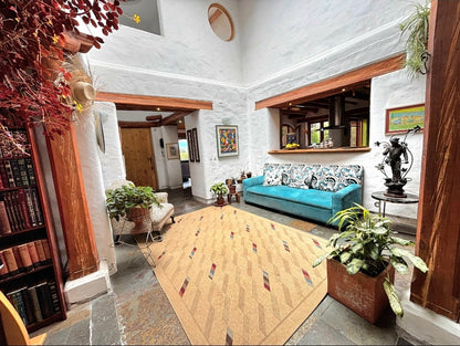 SE VENDE CASA EN NAYON