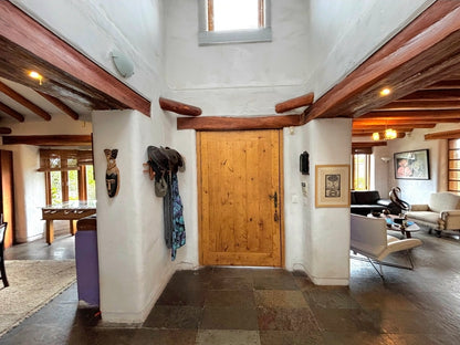 SE VENDE CASA EN NAYON