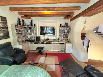 SE VENDE CASA EN NAYON