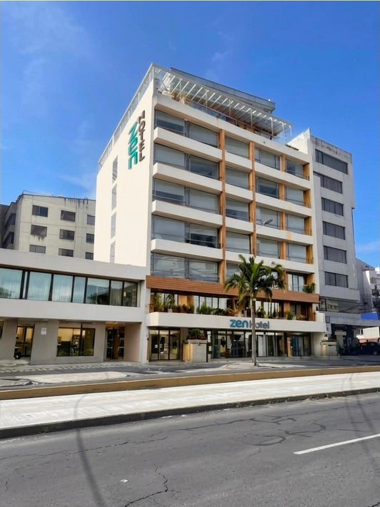 SE VENDE HOTEL SECTOR AV. 6 DE DICIEMBRE Y SAN IGNACIO