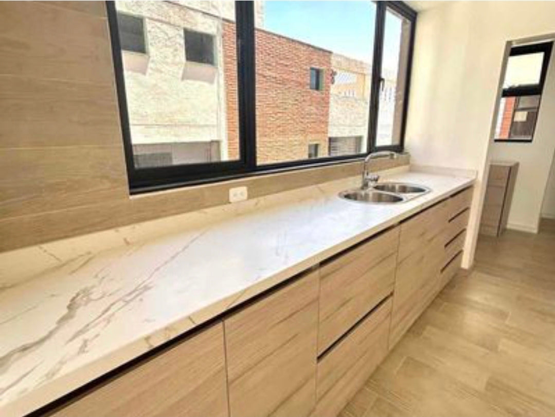 SE VENDE PENTHOUSE DUPLEX SECTOR REPÚBLICA DE EL SALVADOR.