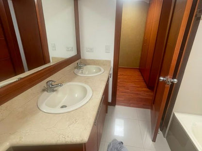 SE VENDE CASA DENTRO DE CONJUNTO SECTOR MONTESERRIN