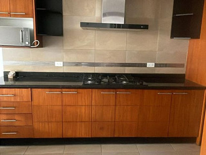 SE VENDE CASA DENTRO DE CONJUNTO SECTOR MONTESERRIN