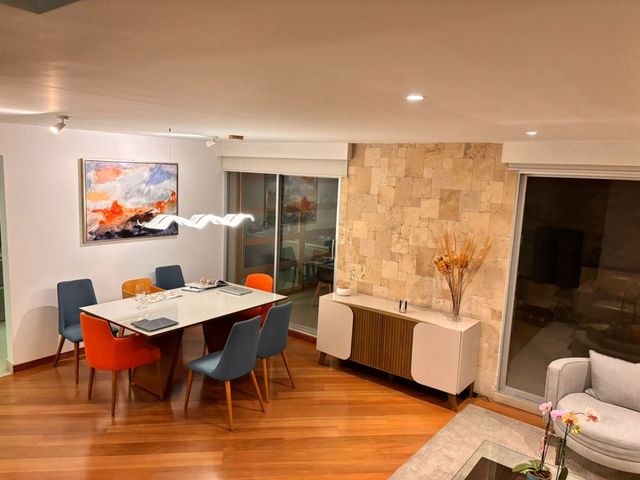SE VENDE CASA DENTRO DE CONJUNTO SECTOR MONTESERRIN