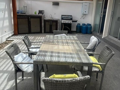 SE VENDE CASA DENTRO DE CONJUNTO SECTOR MONTESERRIN