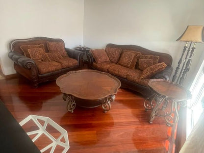 SE VENDE CASA DENTRO DE CONJUNTO SECTOR MONTESERRIN