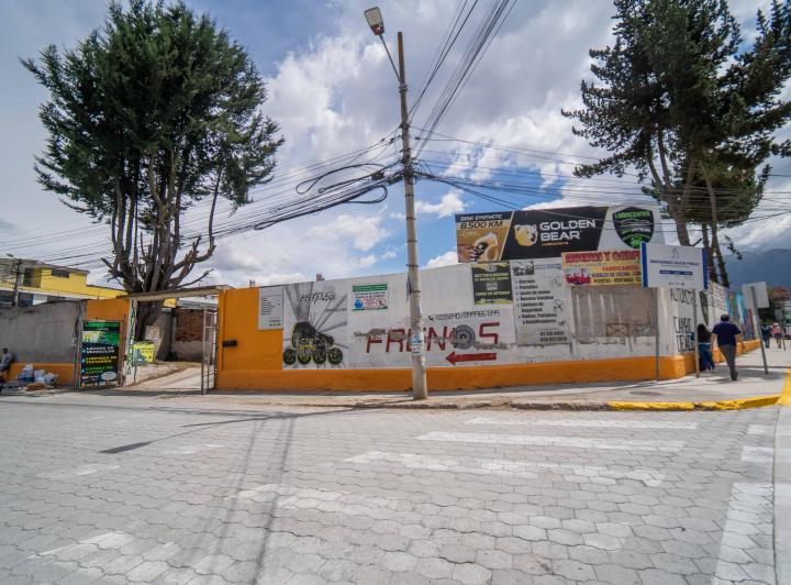 SE VENDE TERRENO EN EL SECTOR DE LA FLORESTA