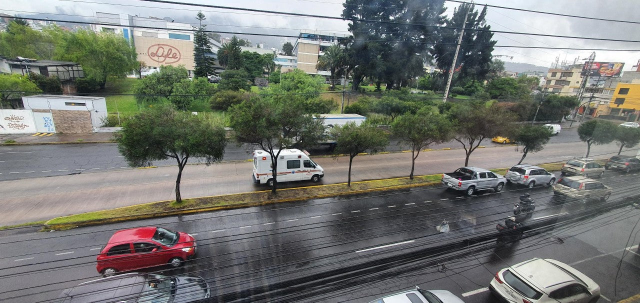 SE ARRIENDA OFICINA COMERCIAL SECTOR AV. LA PRENSA