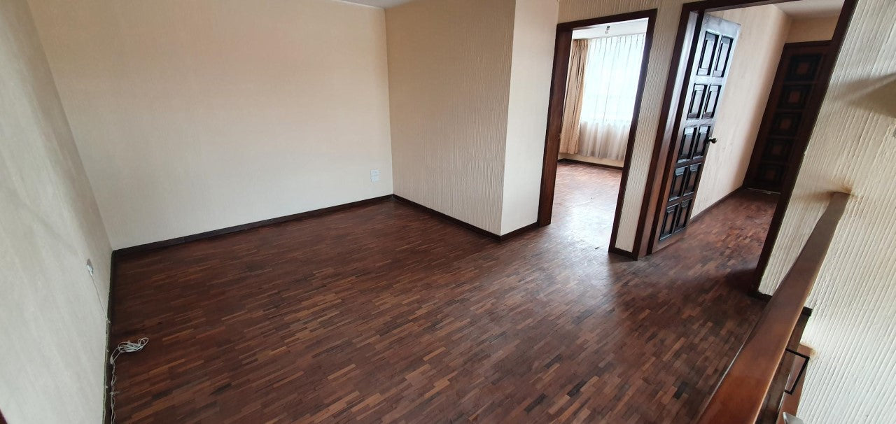 SE VENDE CASA INDEPENDIENTE SECTOR LA RUMIÑAHUI - KENNEDY
