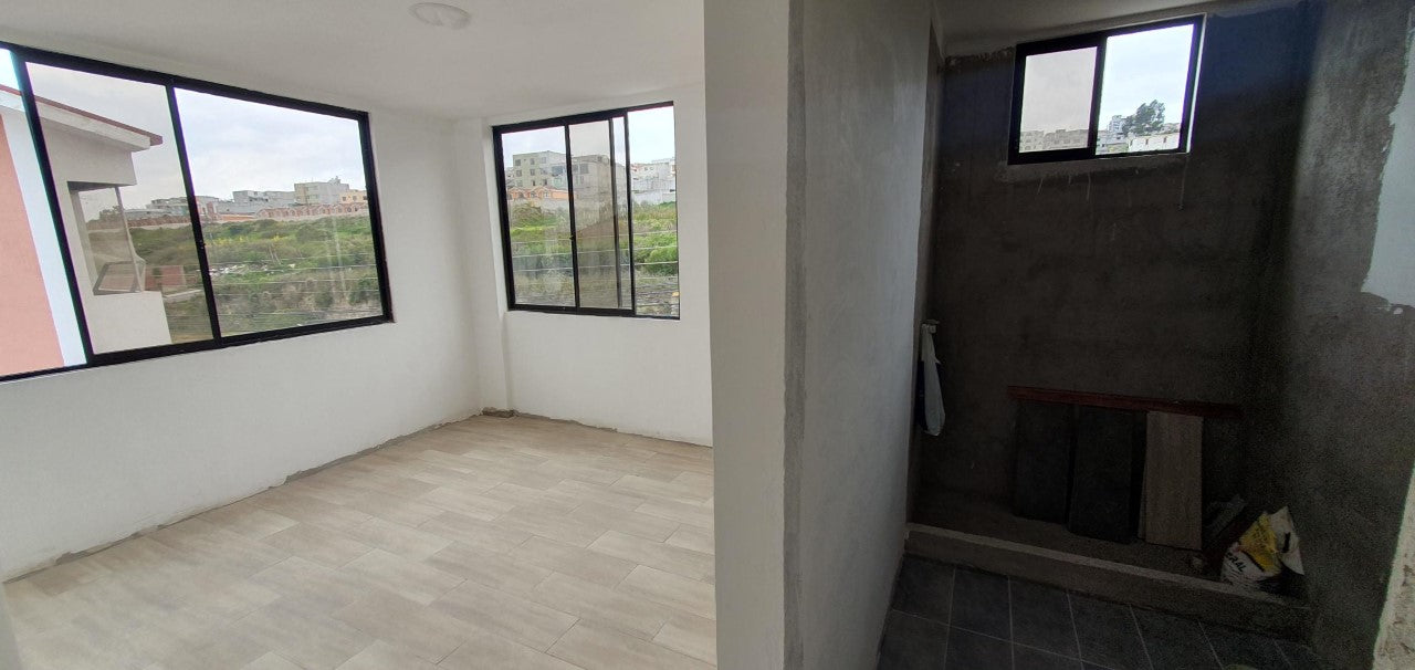 SE VENDE CASA DENTRO DE CONJUNTO SECTOR CARCELÉN