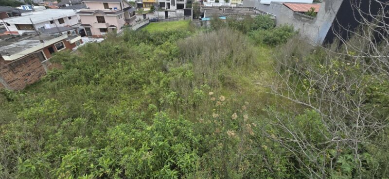 SE VENDE TERRENO EN EL VALLE DE LOS CHILLOS
