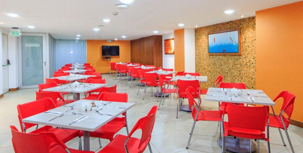 SE VENDE HOTEL SECTOR AV. 6 DE DICIEMBRE Y SAN IGNACIO