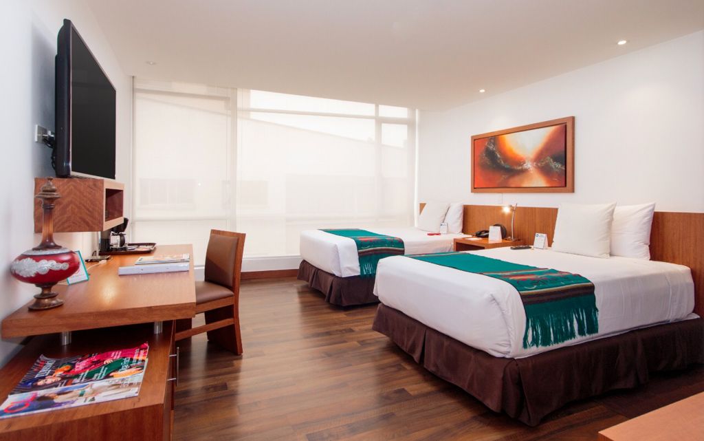 SE VENDE HOTEL SECTOR AV. 6 DE DICIEMBRE Y SAN IGNACIO