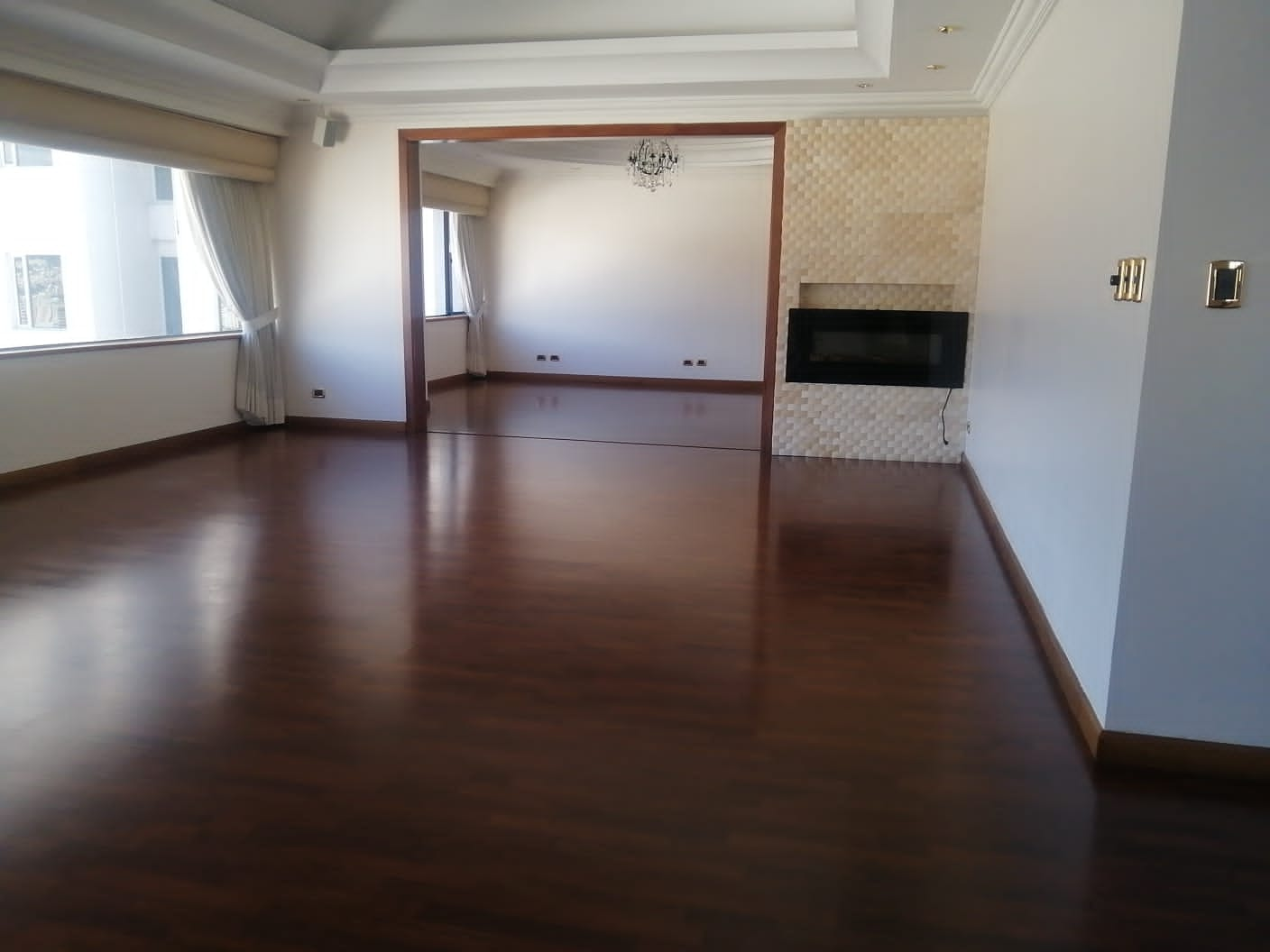 SE ARRIENDA O SE VENDE DEPARTAMENTO DUPLEX PENTHOUSE SECTOR GONZALEZ SUAREZ