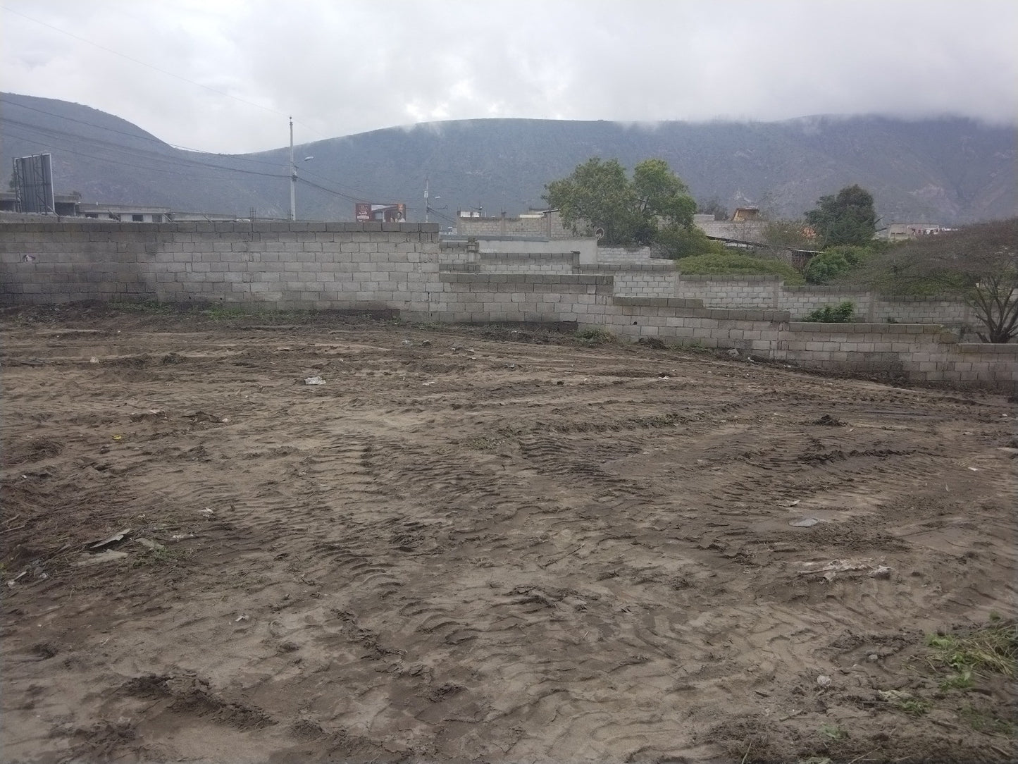 SE VENDE TERRENO SECTOR MITAD DEL MUNDO - SAN ANTONIO DE PICHINCHA
